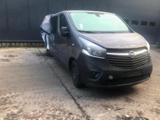 dañado vehículos comerciales Opel Vivaro Vivaro B Combi, Bus, 2014 1.6 CDTI Biturbo 140 2019/1