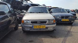 Dezmembrări autoturisme Opel Astra Astra F (53/54/58/59) Hatchback 1.6i GL/GLS (X16SZR) [55kW]  (09-1991/01-1998) 1996/10