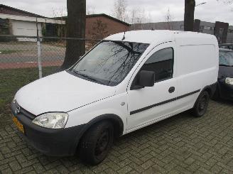 Dezmembrări autoturisme Opel Combo  2005/3