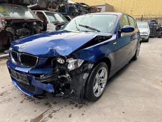 damaged passenger cars BMW 1-serie 1 serie (E87/87N), Hatchback 5-drs, 2003 / 2012 118i 16V 2008/2