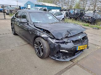 Coche siniestrado BMW 3-serie  2017/1