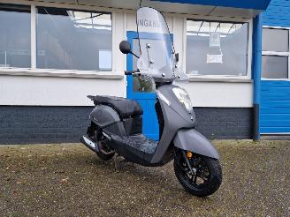 damaged scooters Sym  NEW MIO 2019/1