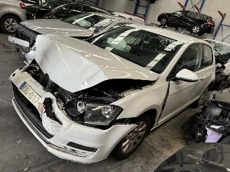 Unfall Kfz LKW Volkswagen Golf  2014/6