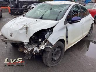 uszkodzony samochody osobowe Peugeot 208 208 I (CA/CC/CK/CL), Hatchback, 2012 / 2019 1.2 Vti 12V PureTech 2017/2