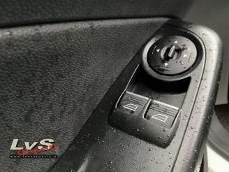Ford Fiesta Fiesta 6 (JA8), Hatchback, 2008 / 2017 1.0 SCI 12V 80 picture 14